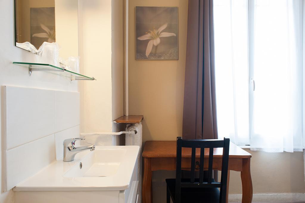 Hotel Des Facultes Лион Экстерьер фото