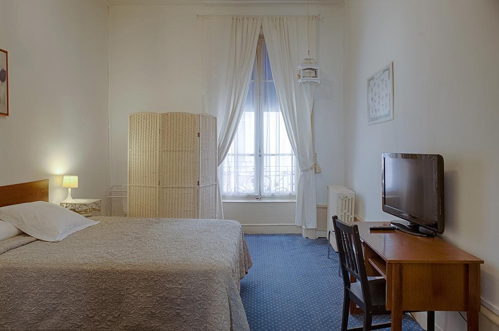 Hotel Des Facultes Лион Экстерьер фото